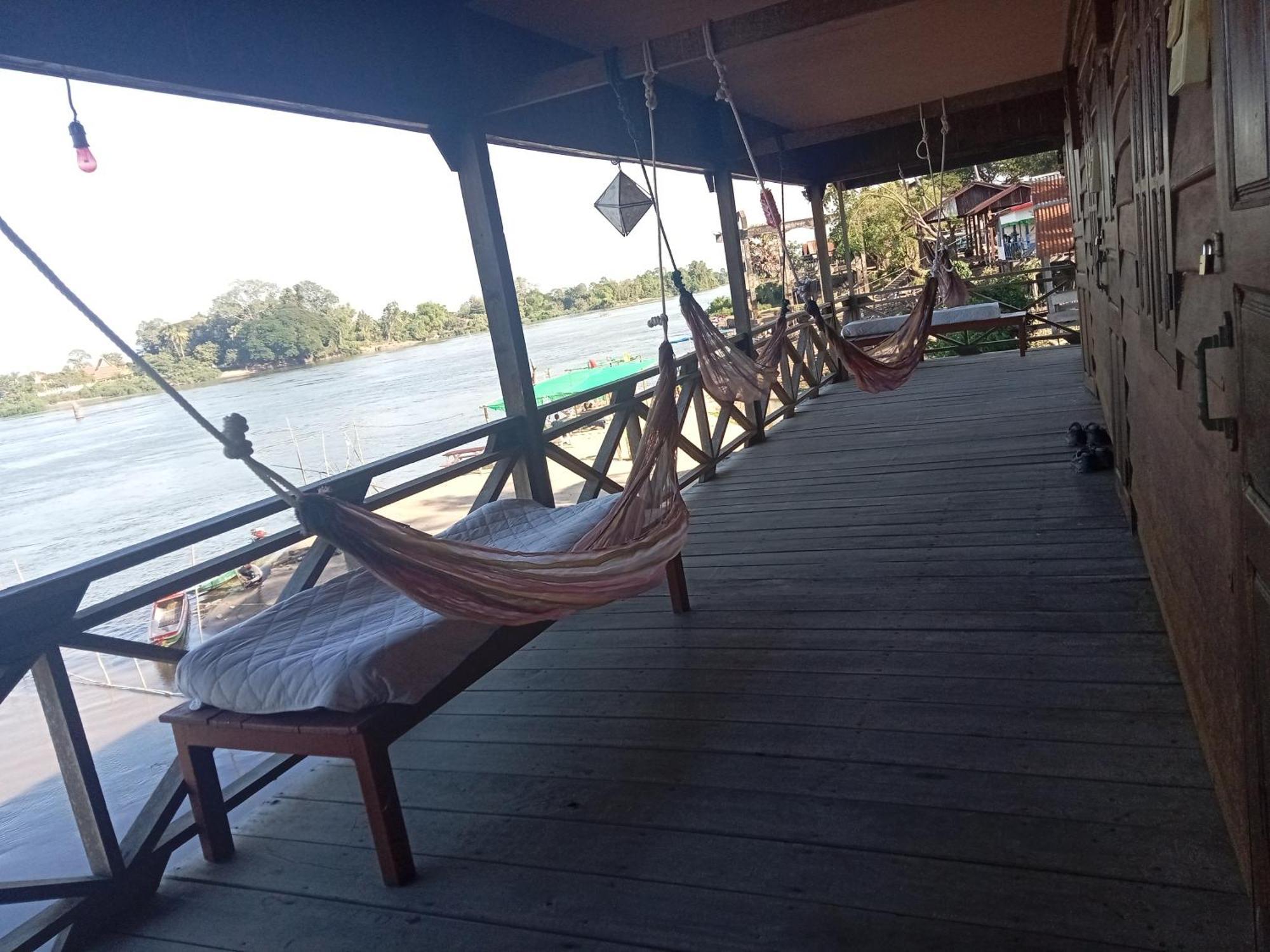 Champa Guesthouse Muang Không エクステリア 写真