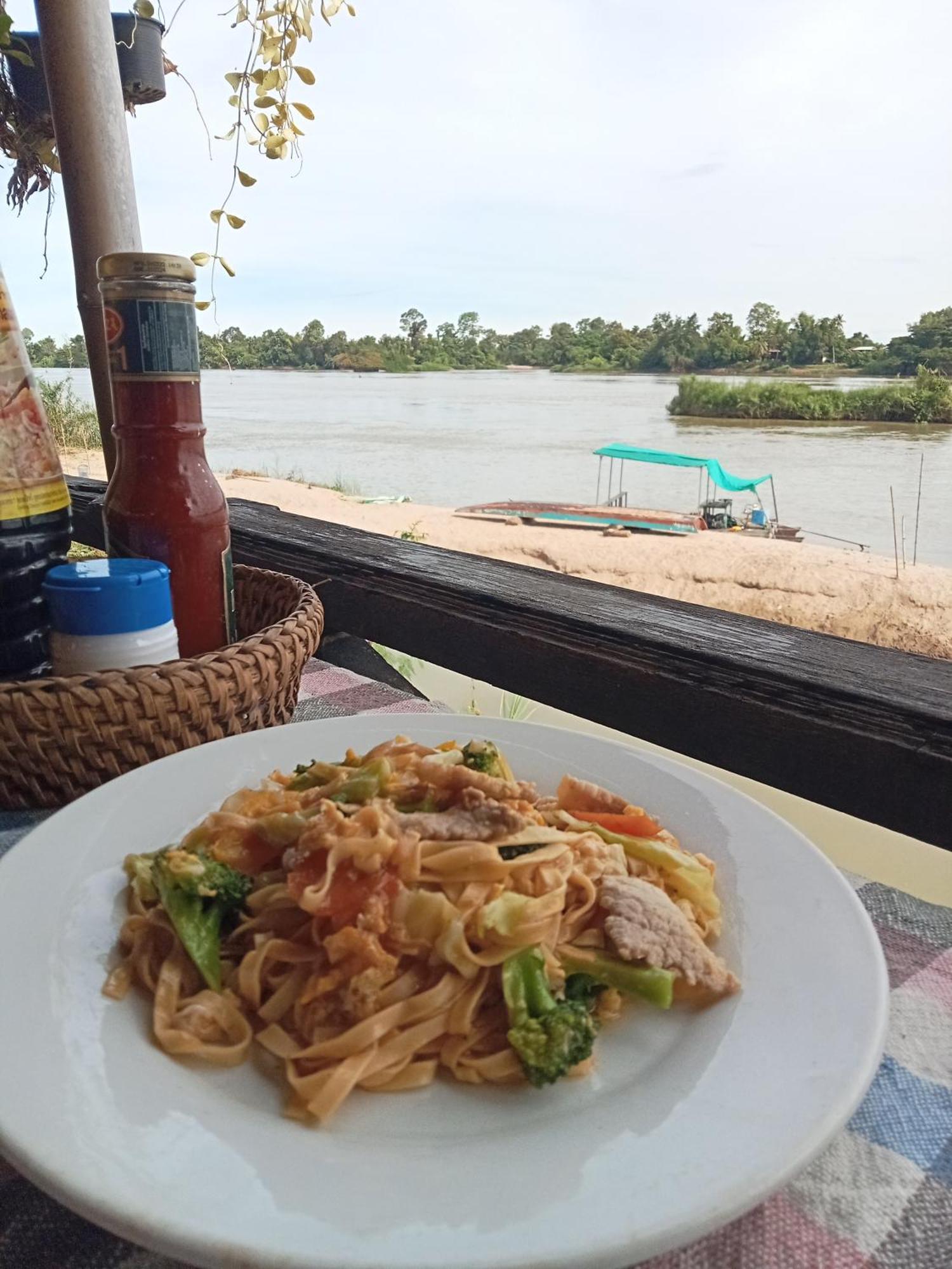 Champa Guesthouse Muang Không エクステリア 写真