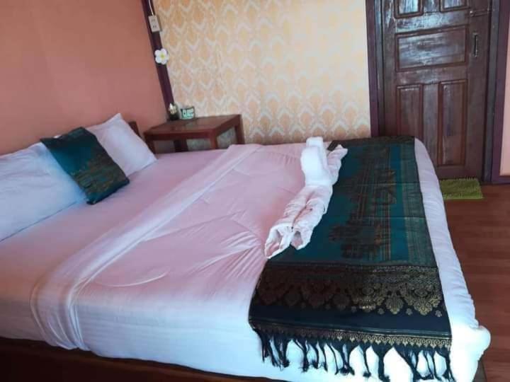 Champa Guesthouse Muang Không エクステリア 写真