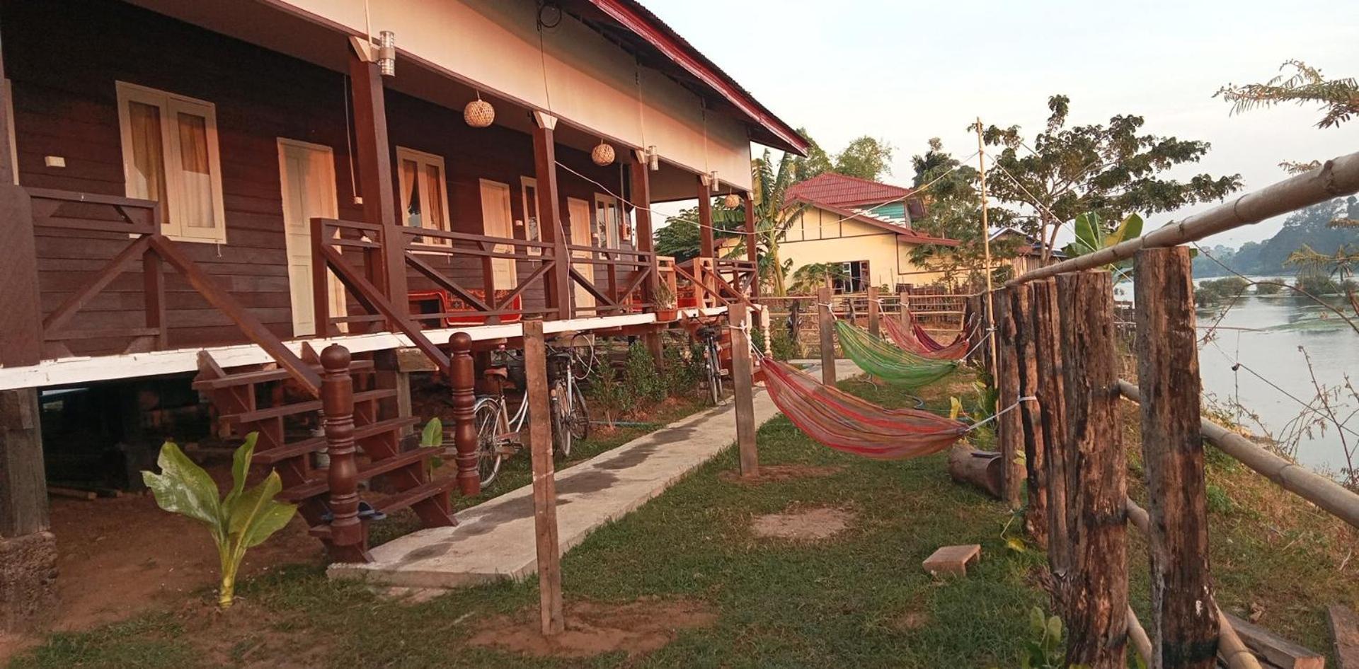 Champa Guesthouse Muang Không エクステリア 写真